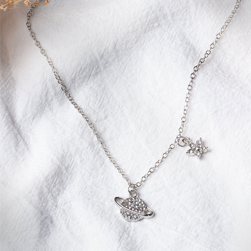 Star and moon necklace wholesale fashion cross-border o-shaped chain jewelry women's ins style niche style design high-end fall and wintersweater chain