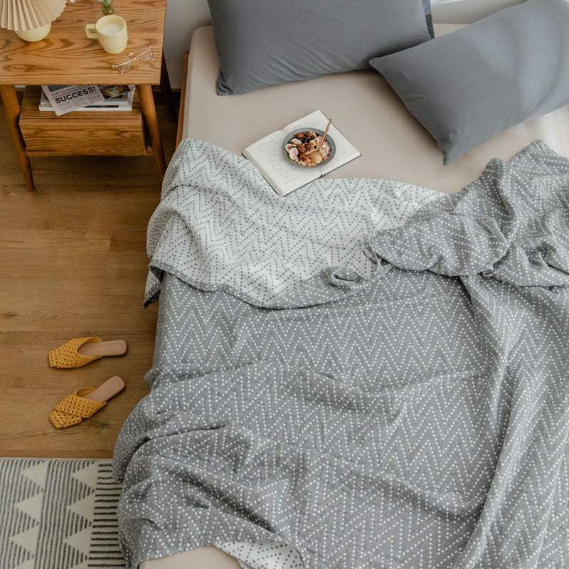 Three-layer gauze quilt adult cotton yarn Xia Liang quilt blanket summer thin towel quilt pure cotton single sheet