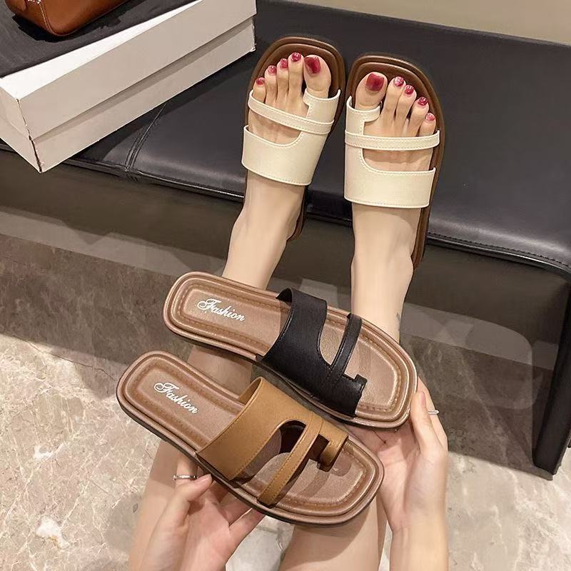 2026 new french retro flat-toe thong sandals korean style summer roman sandals beach vacation slippers