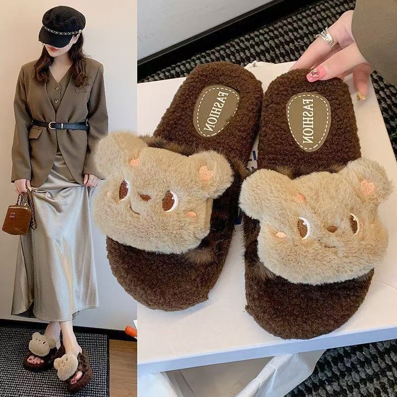 Cute leopard print bear fuzzy slippers for women, new 2025 autumn/winter collection, non-slip indoor home slippers, wholesale cotton slippers for supermarkets