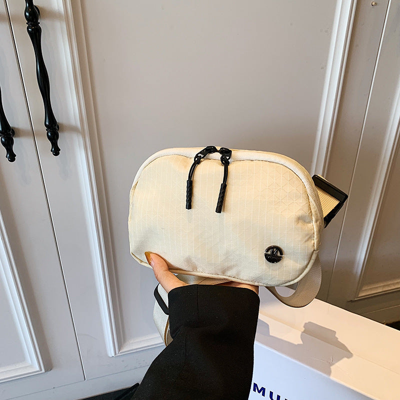 Cross-border shoulder bag women's simple new solid color casual large-capacity shoulder backpack lazy wind commuter messenger bag