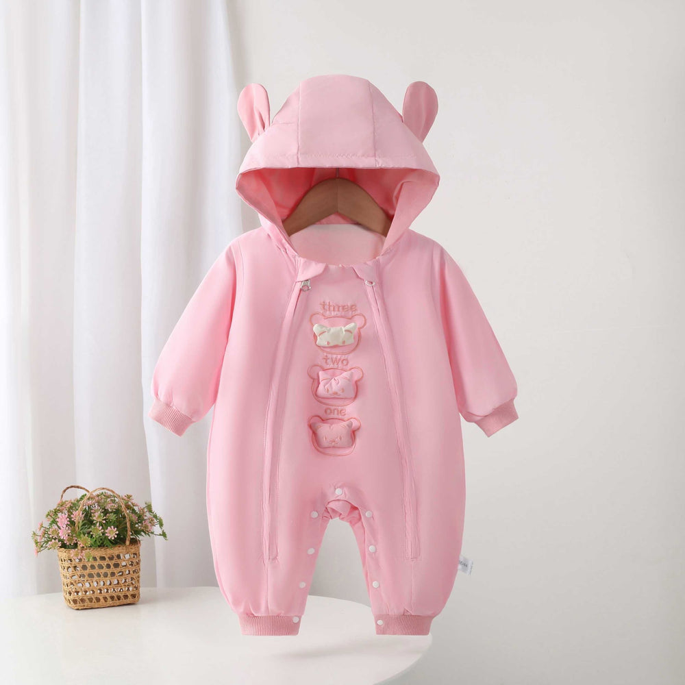 Super cute and stylish rompers for baby boys and girls, perfect for outings! these adorable bear-themed onesies and jumpsuits are trendy and ideal for crawling, playing, and exploring the world