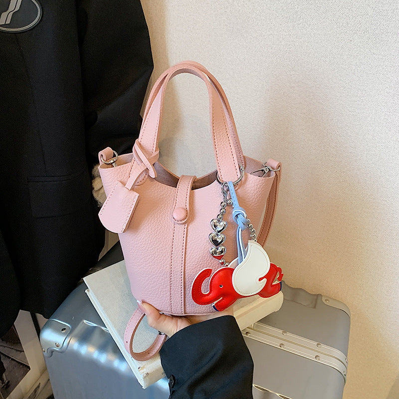 Foreign trade summer popular small bag women 2025 new exquisite versatile messenger bag fashionable super fire portable bucket bag