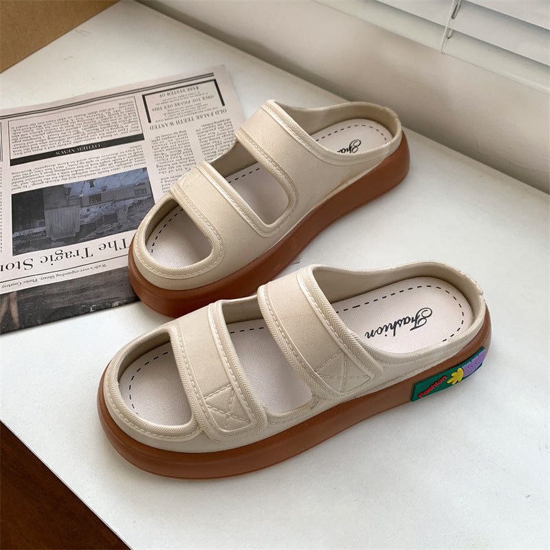 Women's slippers for outdoor wear, 2025 new fairy style sandals, trendy versatile platform slides, cloud-like comfort, thick-soled beach shoes