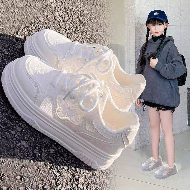 Kids' sneakers:  spring/summer new collection - girls' soft-soled athletic shoes, lightweight casual shoes for mid-to-large children, trendy white sneakers