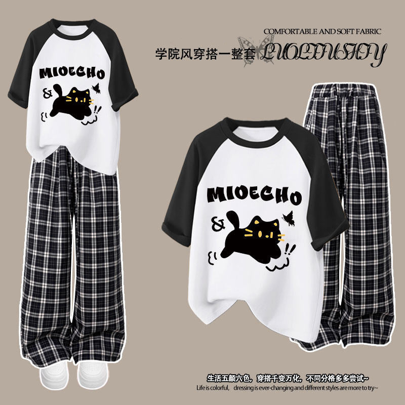 Girls' summer  new cute two-piece set: kitten casual short-sleeve loose-fit plaid pants outfit with cartoon design