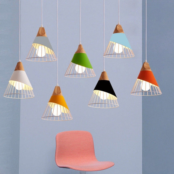 Nordic milk tea shop modern simplicity creative personality fast food cold drink shop chandelier dining table restaurant wrought iron three heads solid wood