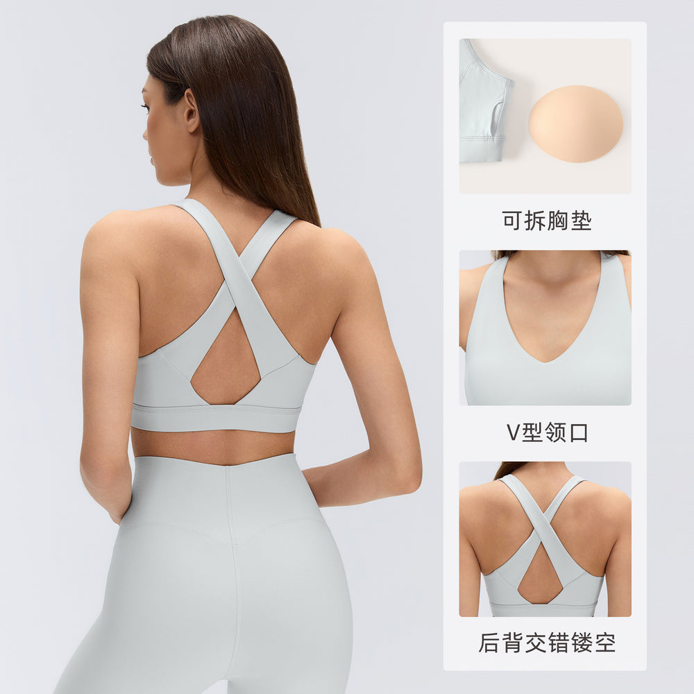 Women's high-impact sports bra for fitness, yoga, and running - shockproof criss-cross back bra - model d26074