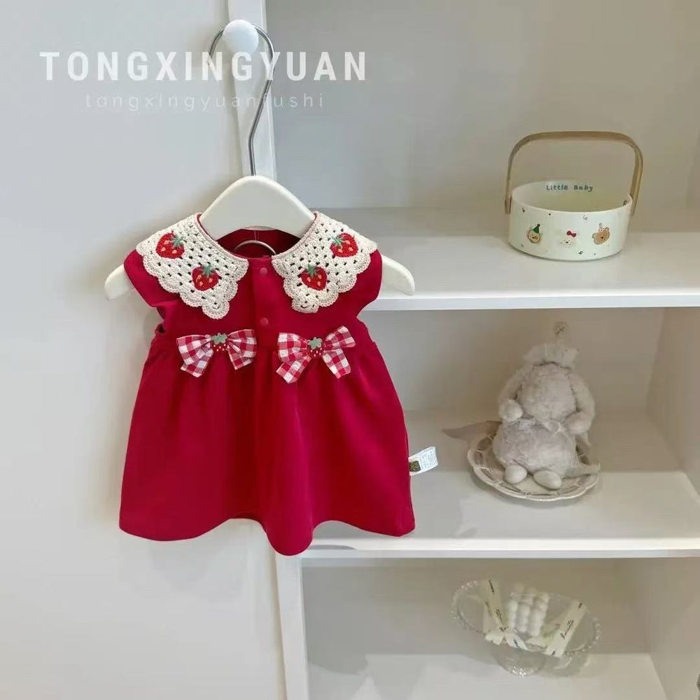Baby girl summer romper dress with bow, hip-hugging pants, sweet & cute red strawberry design, adorable vest style