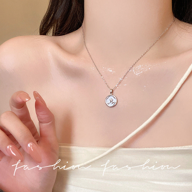 Trendy influencer-style choker necklace - forest-inspired, fresh, sweet, and elegant tulip flower titanium steel necklace accessory