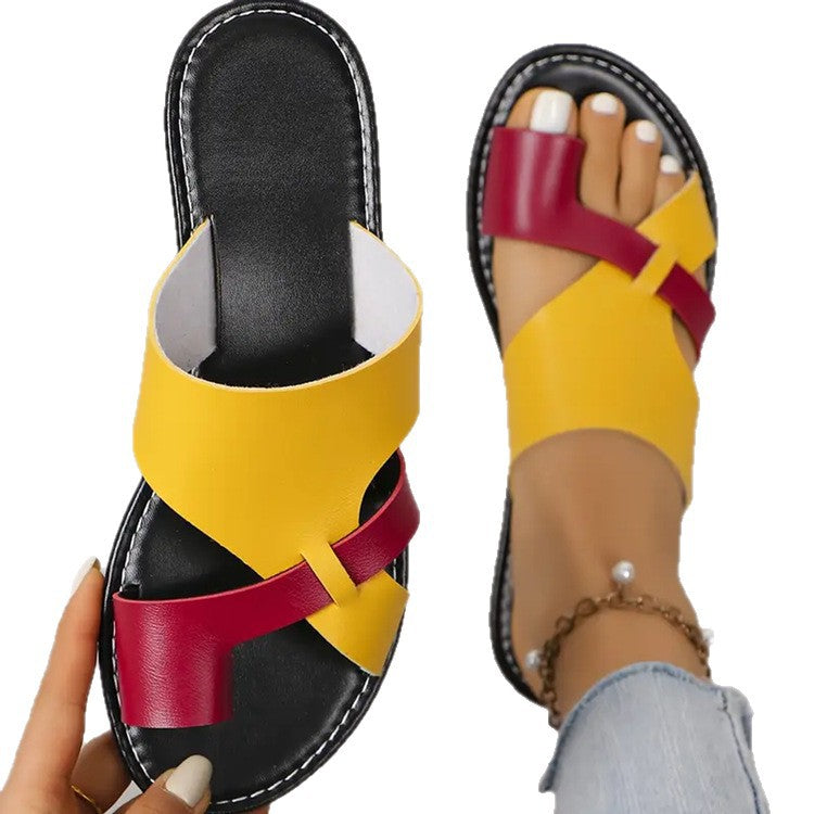 summer new arrival: plus-size women's flat slippers for cross-border e-commerce. available in sizes 36-43. wholesale options available. dropshipping to  and