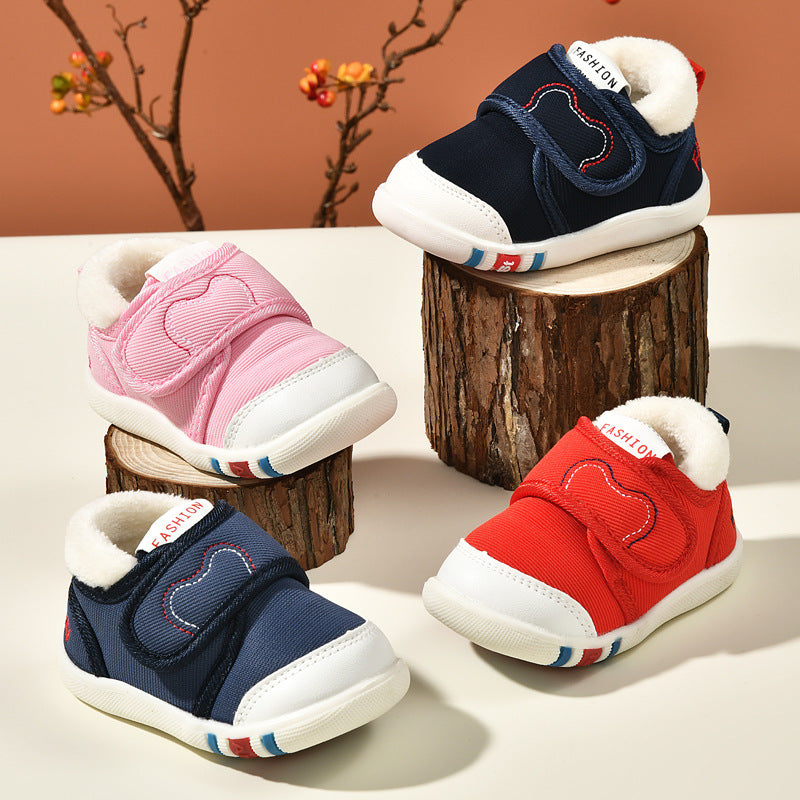 Baby first walker cotton shoes for girls and boys, ages 0-1-3 years, infant and toddler soft sole non-slip plush winter boots