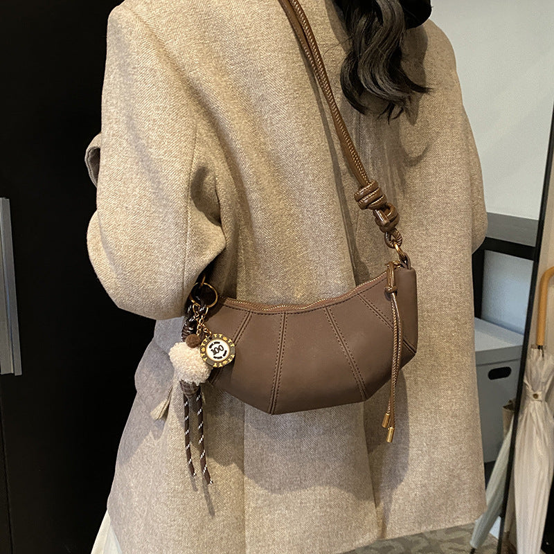 Retro casual dumpling bag women 2025 new autumn trend versatile shoulder bag niche fashion versatile messenger bag