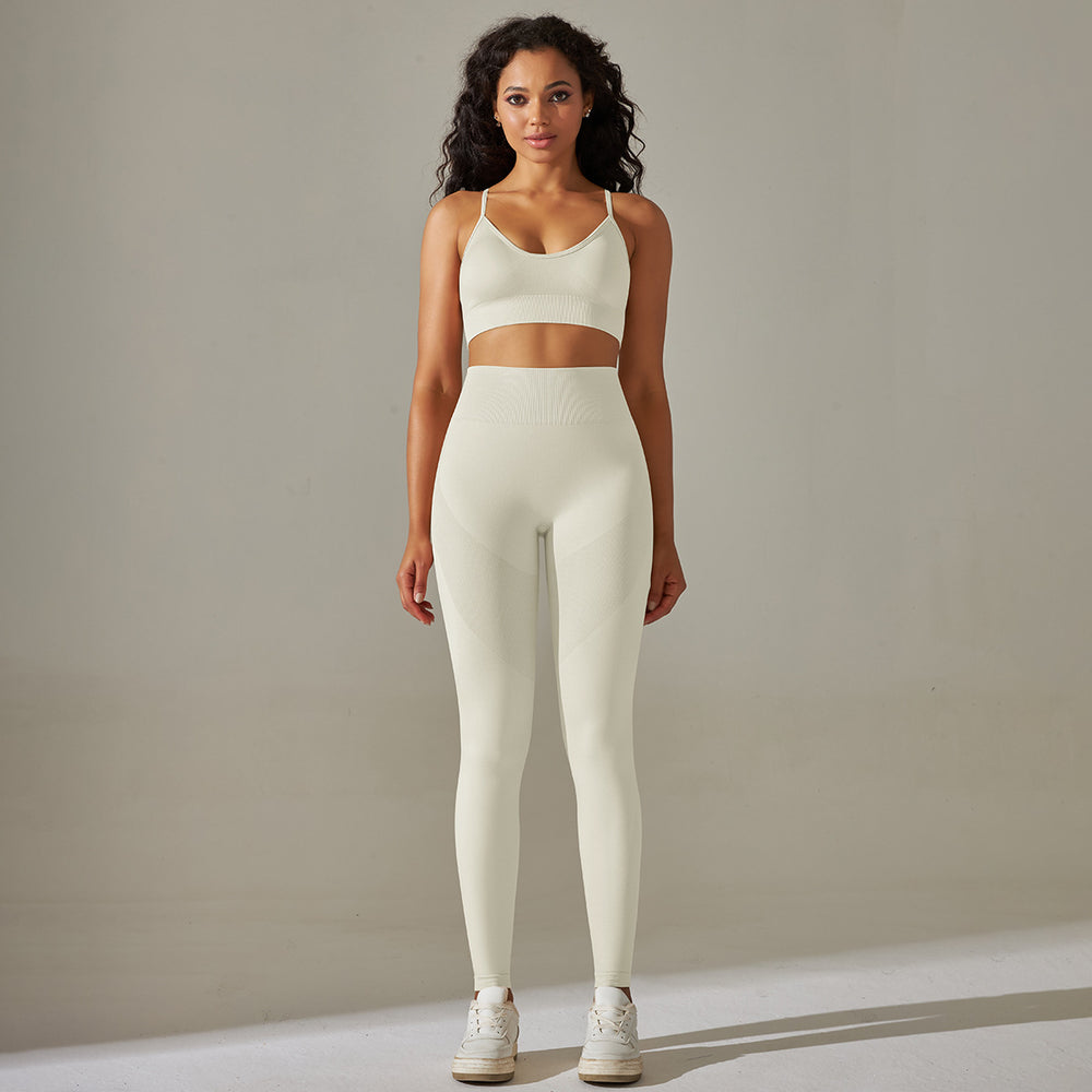 European and american new seamless yoga set: camisole, beautiful back sports bra, tummy control high-waisted butt-lifting leggings for running and fitness