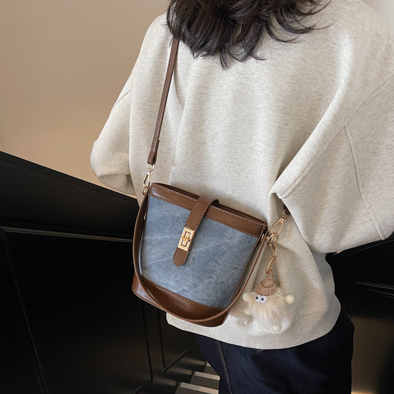 ins texture handbag women's 2025 new fashion small bag retro bucket bag shoulder bag messenger bag