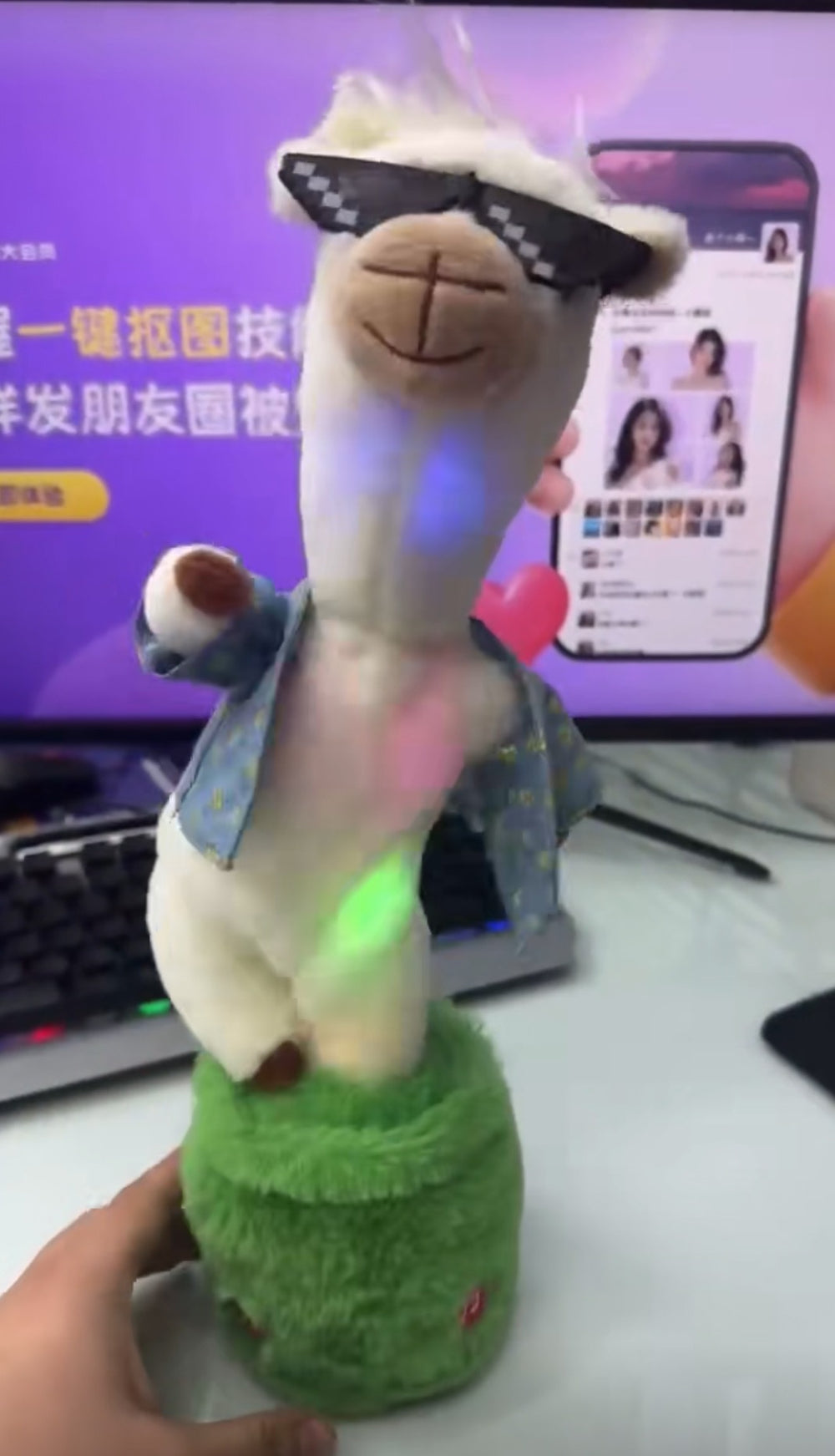 2025 export wholesale cross-border hot-selling tiktok viral singing, dancing, recording, and speech-learning lamb toy gift