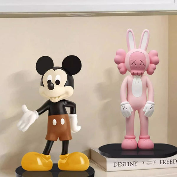 Internet celebrities welcome Mickey ornaments porch living room TV cabinet wine cabinet cartoon doll Mickey Mouse display cabinet decorations