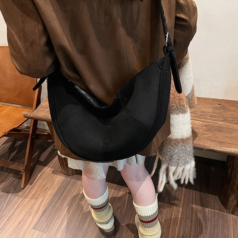 Cross-border large-capacity bag women's 2025 new fashion and simple shoulder messenger women's bag commuter casual dumpling bag