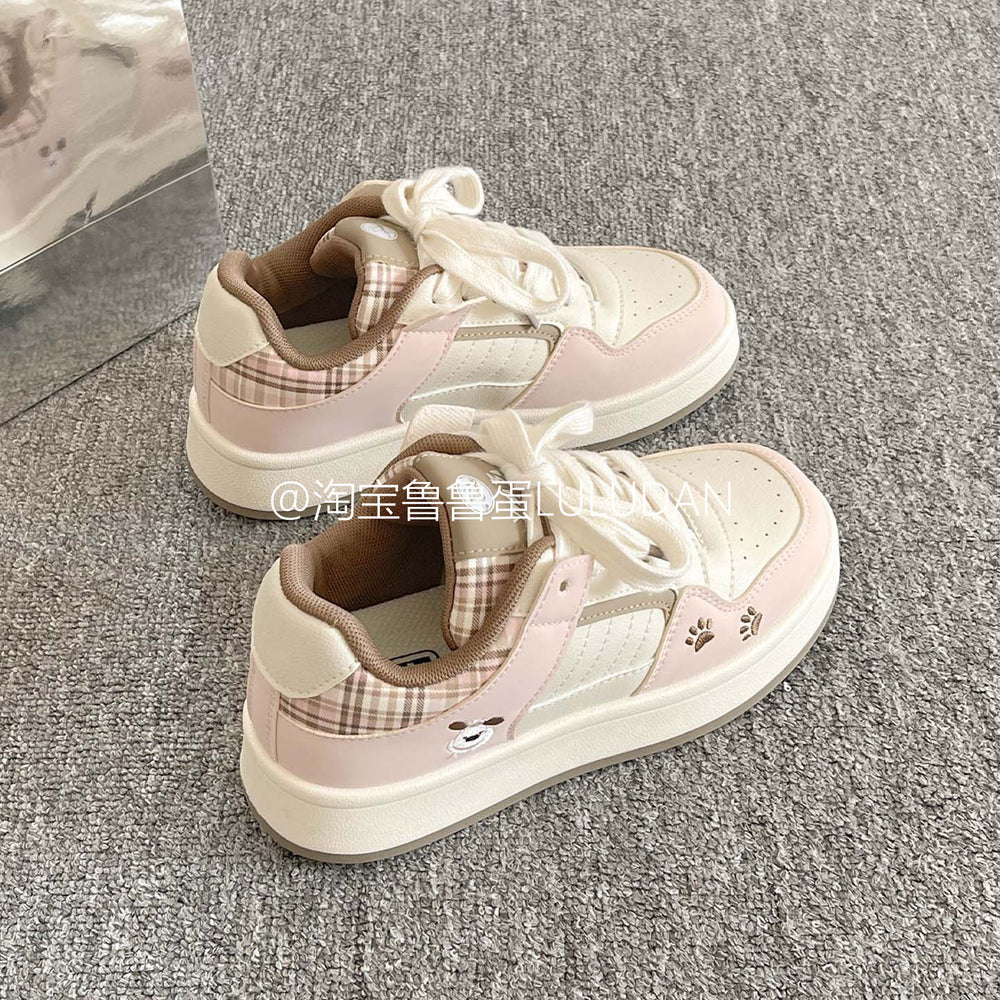 2026 new spring/autumn korean style casual sneakers - factory direct thick-soled white shoes - women's versatile bread shoes for wholesale