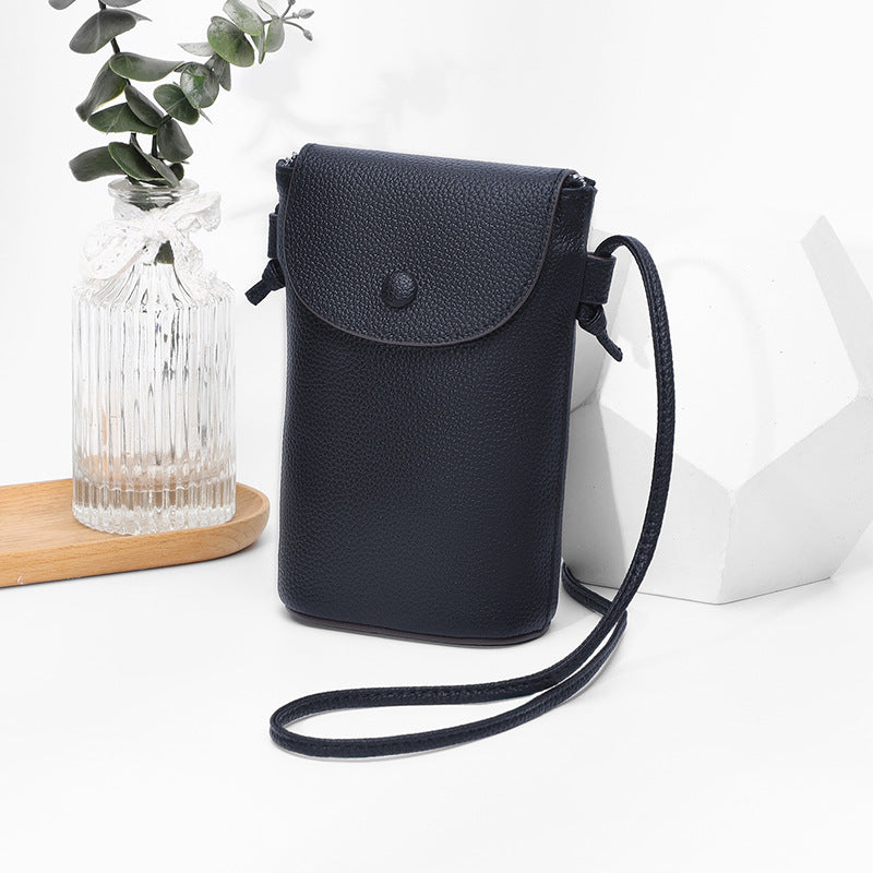 Casual leather large-capacity mobile phone bag women's 2025 new anti-theft cowhide shoulder bag versatile small messenger women's bag