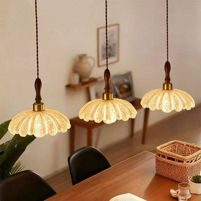 Vintage-style restaurant pendant light, three-light walnut finish, premium gold foil, retro dining room table bar french chandelier