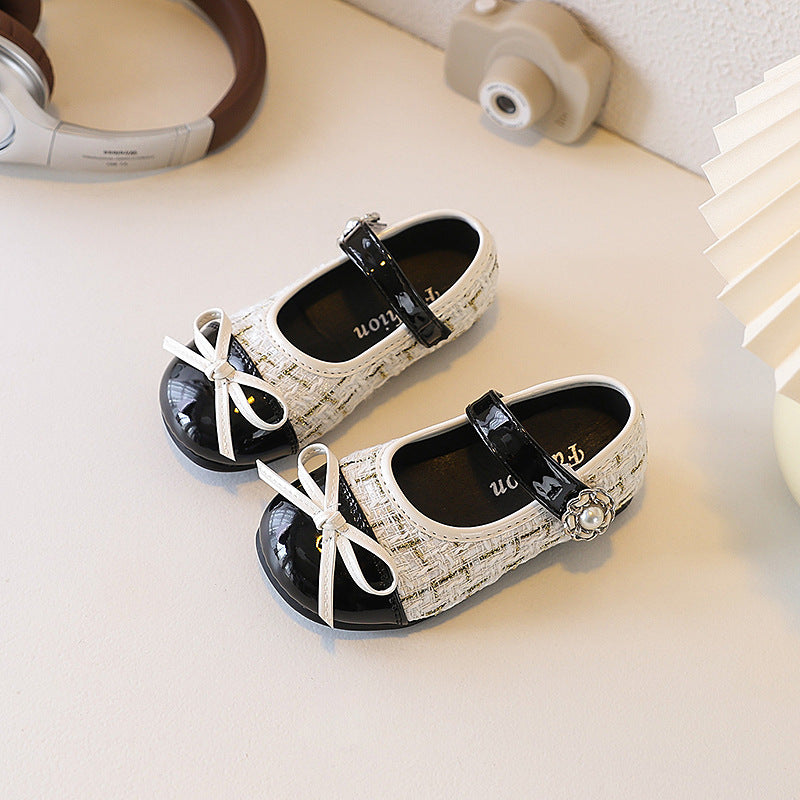Ready-to-ship new children's leather shoes, korean style, girls' lace-trimmed princess shoes, elegant student patent leather soft-soled flats