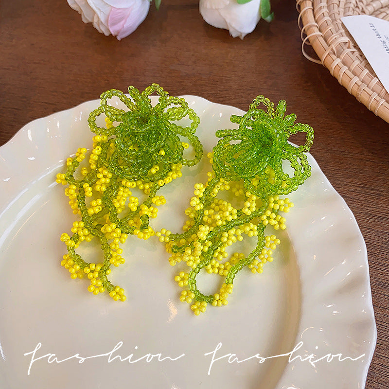 Summer outing green beaded flower tassel earrings for women classy style vacation style earrings exaggerated beautiful earrings
