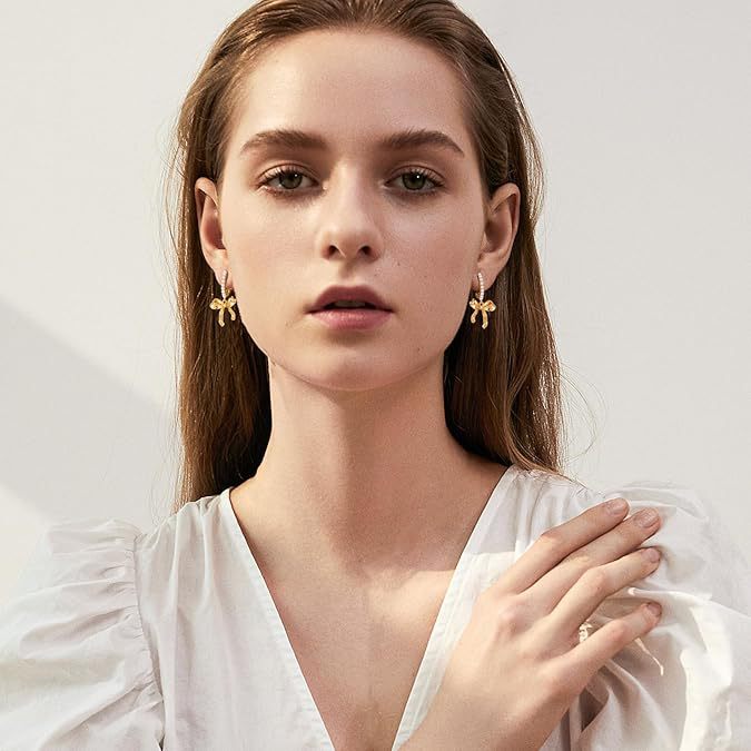 Amazon cross-border fashion high-end pearl bow earrings - versatile new arrivals, perfect for girls' gatherings and holiday gifts