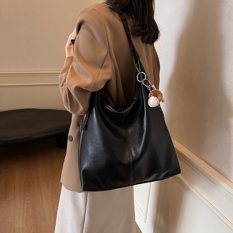 Casual commuting retro large-capacity bag women's 2025 new winter and winter shoulder bag college students class tote bag