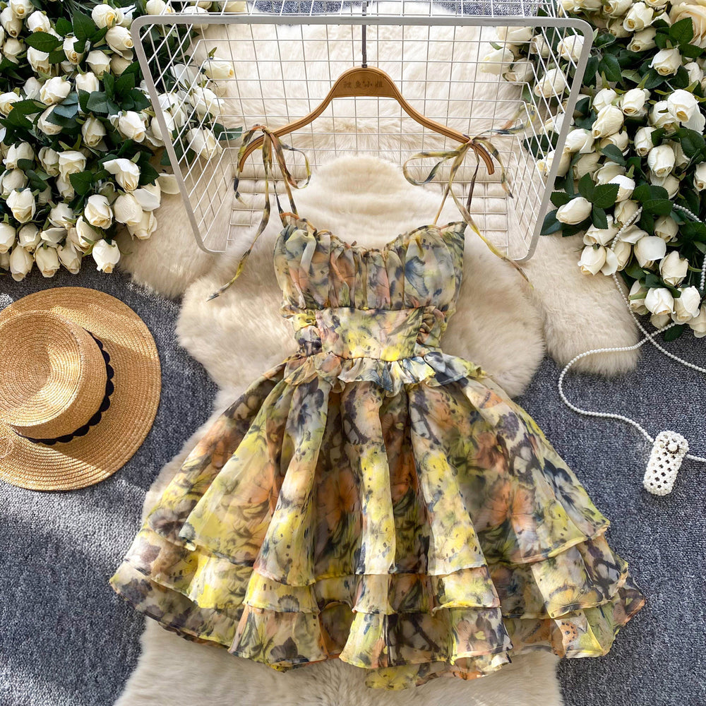 Birthday dress for women, french sweet, palace style, waist slimming look, elegant suspender mesh printing puffy dress