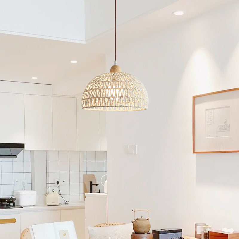 Japanese-style log cream wind restaurant chandelier dining table bar light retro homestay store bedroom balcony rattan art lighting