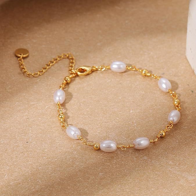 Bestselling european and american pearl bracelet: trendy, chic, new arrival, party jewelry, vintage-style, versatile, party gift for women