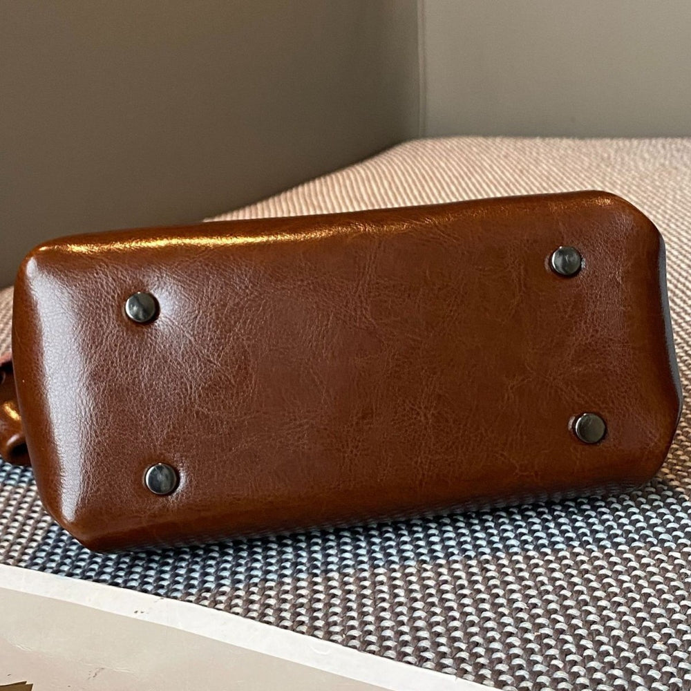 genuine leather women's bag crossbody bag fashioneasiest for match small bag cowhide shoulder bag girls classy sense oil wax leather bag