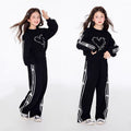 new spring/autumn girls' casual outfit: stylish heart print crewneck sweatshirt & letter print two-piece set