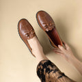 Comfortable leather shoes for middle-aged and elderly women - soft sole, flat, wear-resistant, waterproof, spring/autumn style - grandma shoes