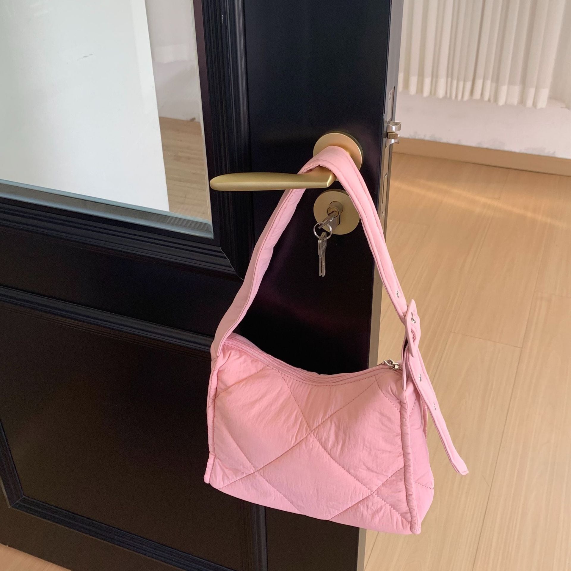 Bag Women's New Shoulder Bag Padded Cotton Rhombus Cloud Bag Underarm Bag Simple Versatile Portable Large Capacity Bag Women's Tide