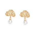 Wholesale faux pearl earrings - european & american cross-border retro fashion earrings - light luxury, high-end, unique, asymmetrical stud earrings for women