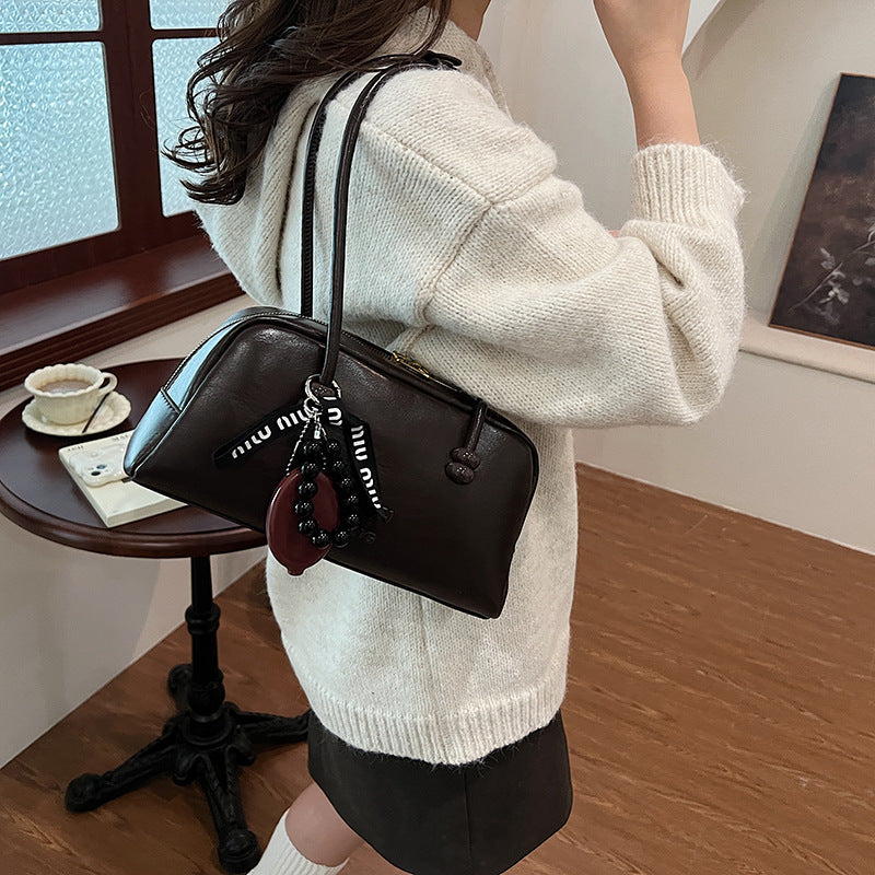 Cross-border high-end retro oil wax leather Boston bag trendy new large-capacity portable underarm commuter shoulder bag