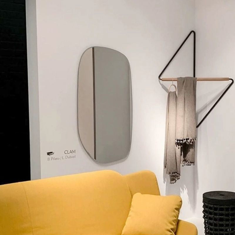 Wall-mounted clothes rack - space-saving corner coat rack for bedroom & home - trendy & practical