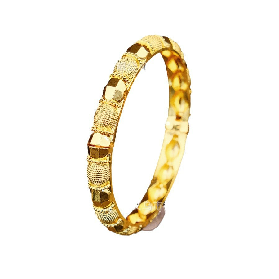Exquisite middle eastern women's carved bangle, gold-plated copper bracelet, wedding jewelry gift for dubai newlyweds and parties
