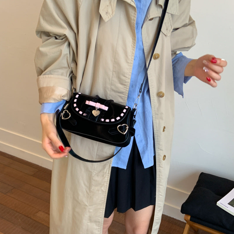 Cross-border niche design bag women's 2025 new summer versatile messenger bag Korean version popular shoulder armpit bag