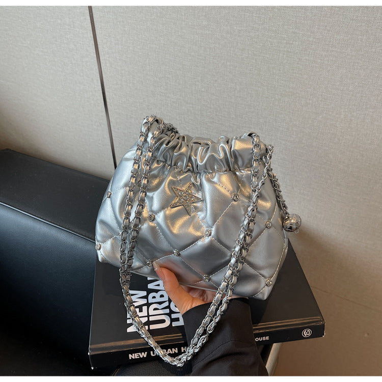 Cross-border niche bags women's 2025 new summer versatile diamond chain messenger bag casual explosive bucket bag