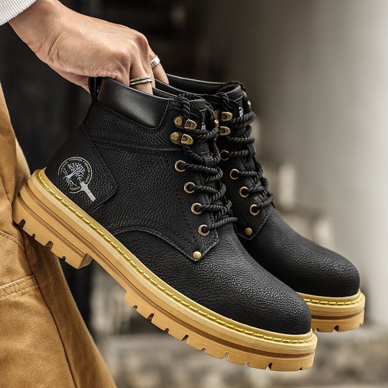 2025winternew arrivalhigh-top bootsmentrendyeasiest for matchthick solecasual leather shoesworkwear sneakerstrendy shoes for men