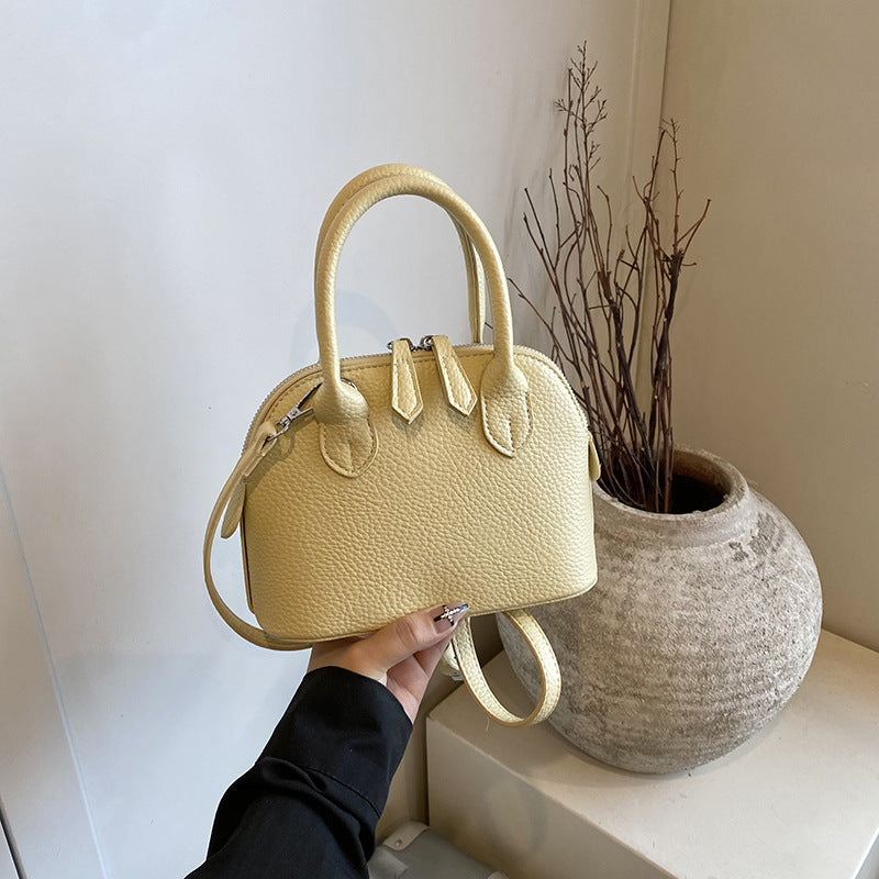 Bowling bag shell bag high sense 2025 popular fashion versatile niche messenger handbag shoulder bag