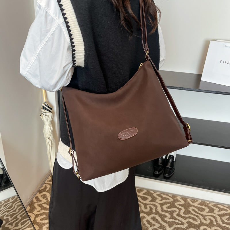 Outer single leisure commuter tote bag women's large capacity 2025 new fashion versatile shoulder messenger bag backpack
