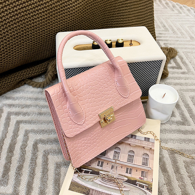 Fashion single portable ladies handbag  small bag women's mobile phone bag wholesale fashion versatile messenger bag