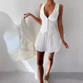 European and american cross-border  fashion two-piece set: women's v-neck single-breasted vest top and pleated mini skirt