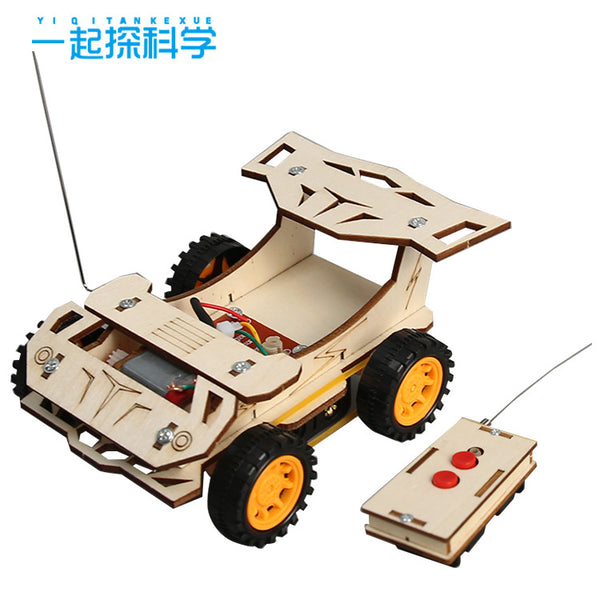 Technology small production DIY wireless remote control car, science experiment primary and secondary school STEM education handmade science and education supplies