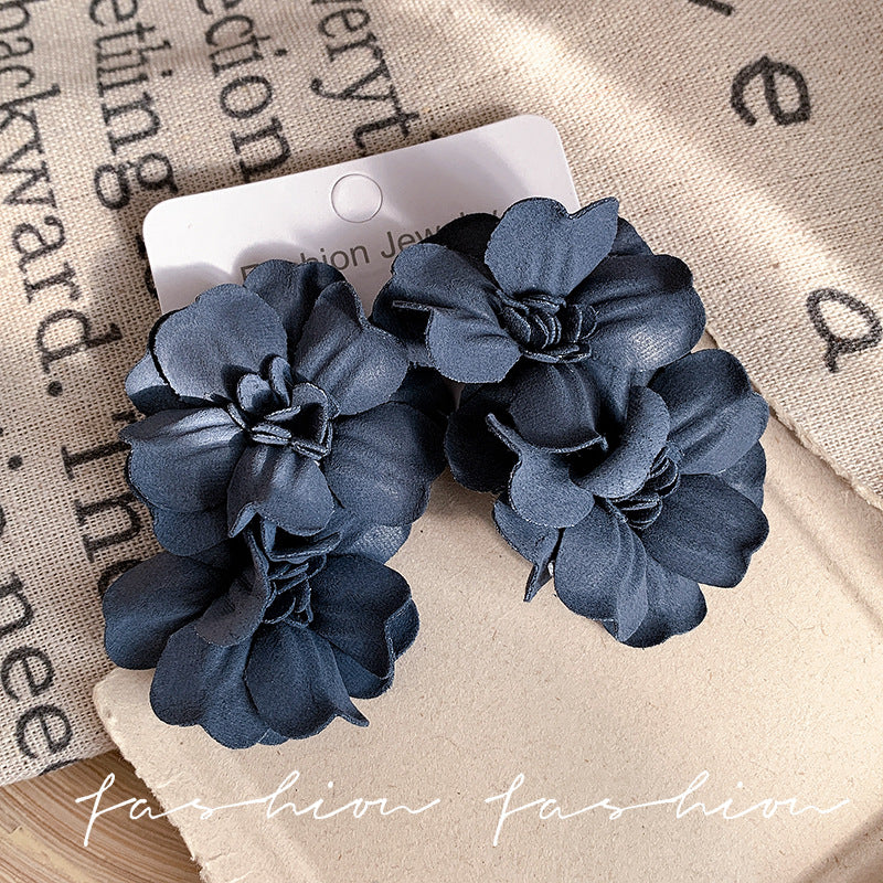 Purple flower earrings for women, super fairy atmosphere, forest style, versatile earrings for women, holiday style, exaggerated fashion ear accessories