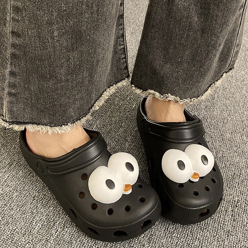 Super cute cartoon clogs for women, perfect for summer wear. new for 2023, these adorable, lightweight, and non-slip eva slippers are ideal for indoor use and feature a closed-toe design